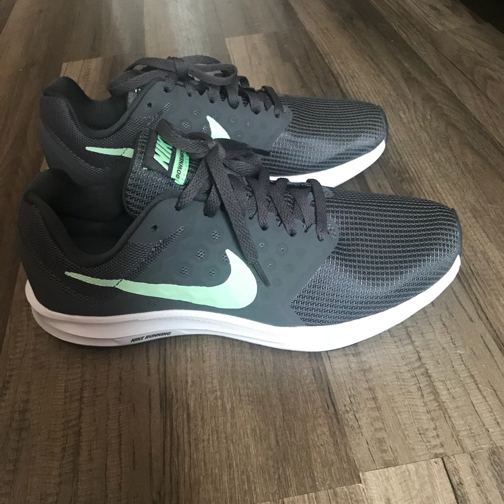 Brand new Nike women shoes